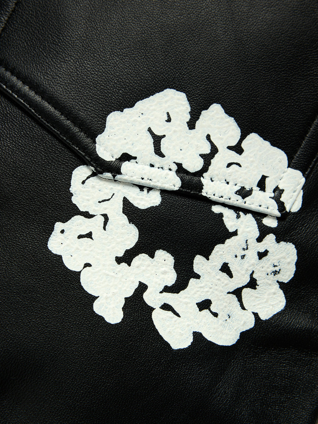 Cotton Wreath Leather Short