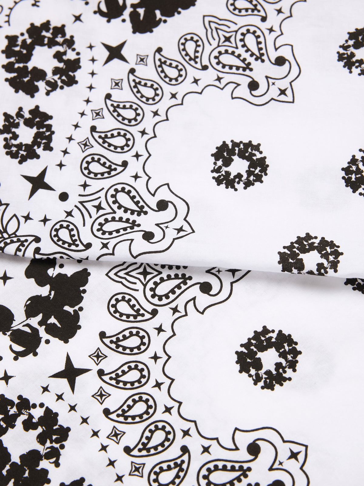 Cotton Wreath Paisley Bandana White