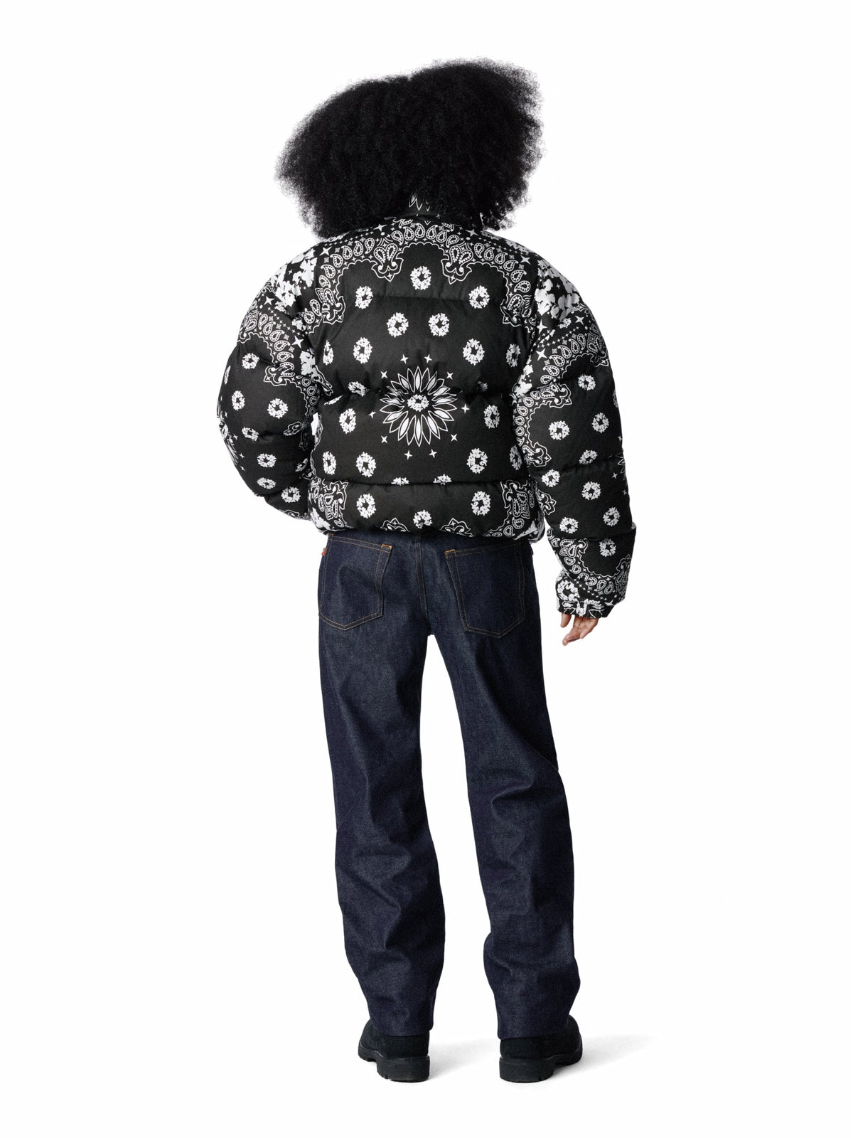 Cotton Wreath Paisley Puffer Jacket Black
