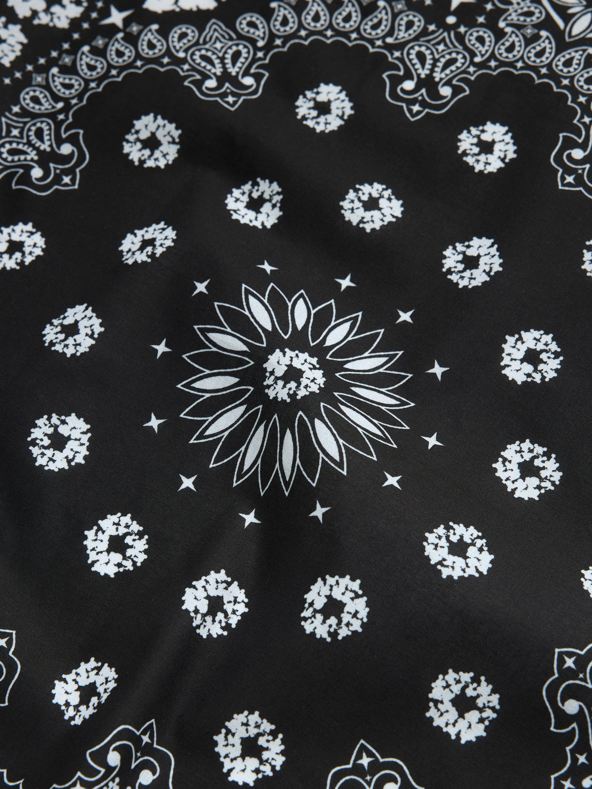 Cotton Wreath Paisley Bandana Black