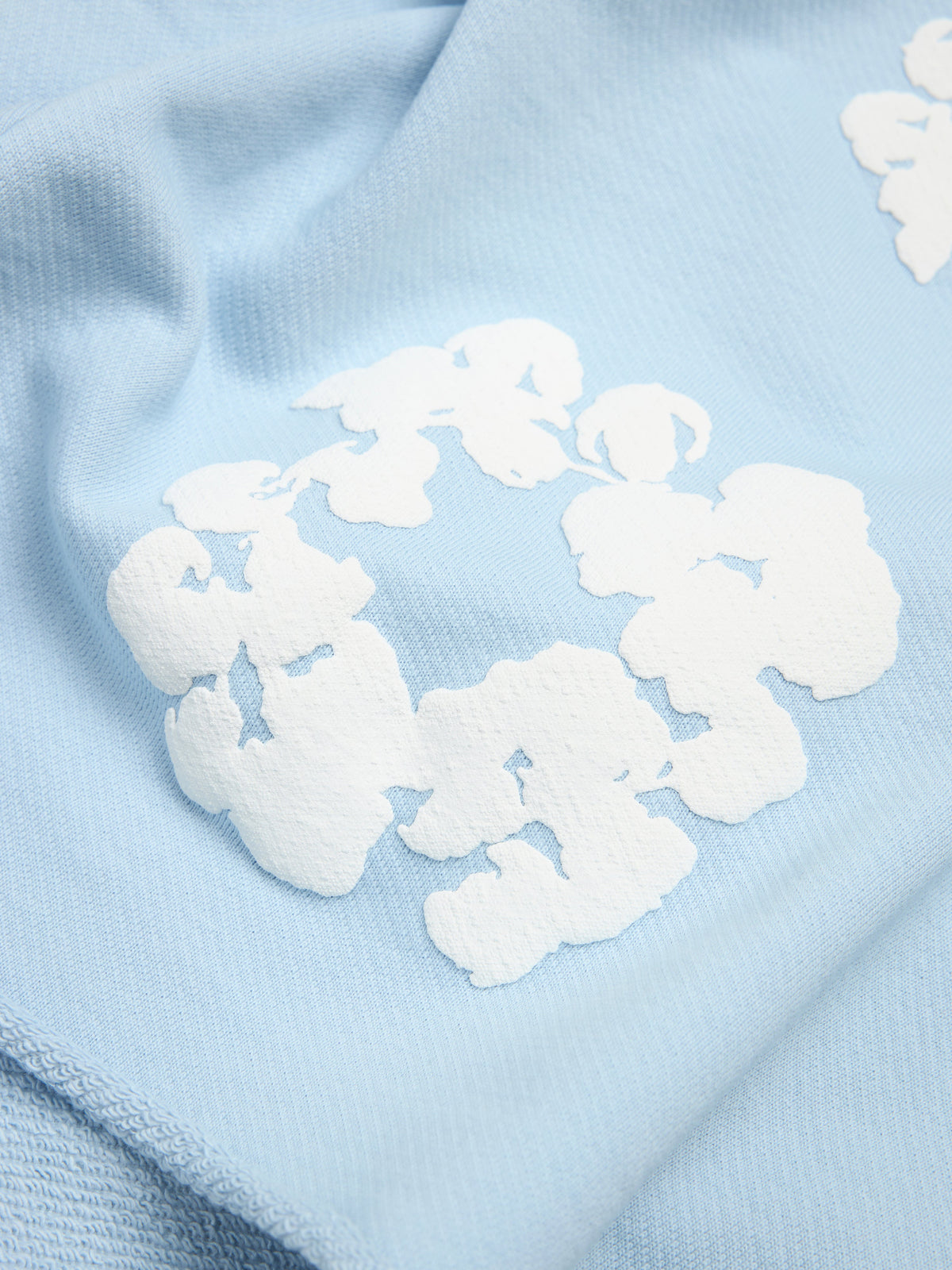 Cotton Wreath Sweatshorts Powder Blue